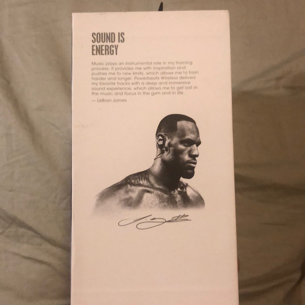 Powerbeats 3 Wireless - Picture 2 of 2